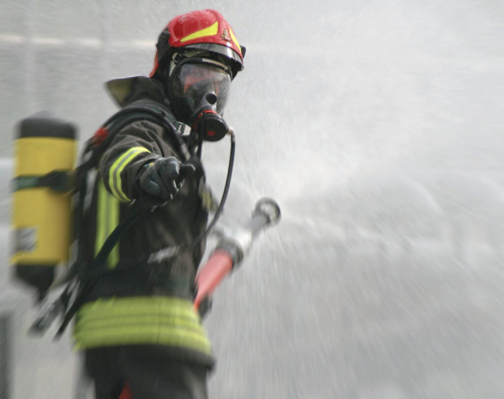 Risultati immagini per vigili del fuoco