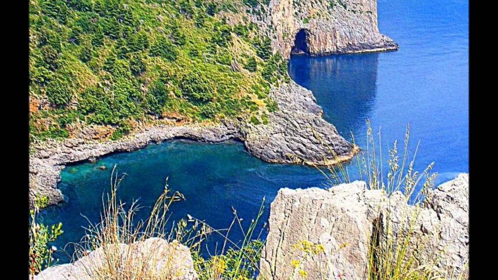 Risultati immagini per COSTA MARATEA