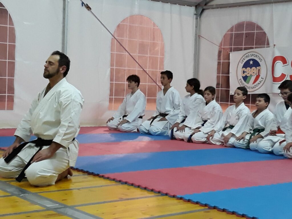 Risultati immagini per DOJO KARATE PYROS