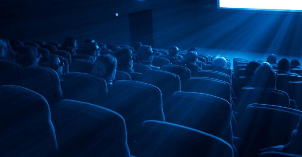 Risultato immagini per cinema coronavirus