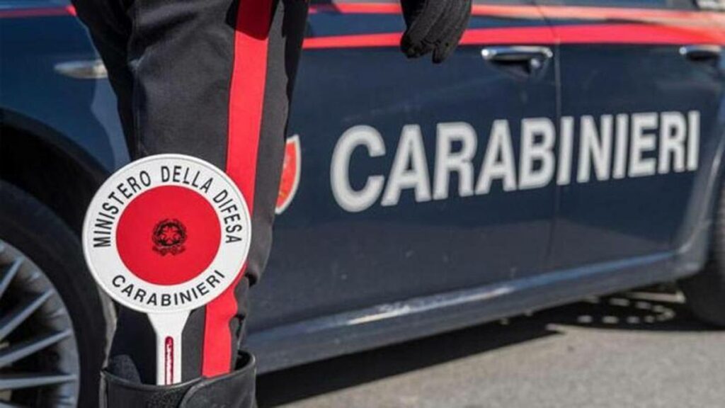 Genova, va dai carabinieri per sporgere denuncia con in tasca 50 grammi di hashish: 39enne arrestato - Telenord.it