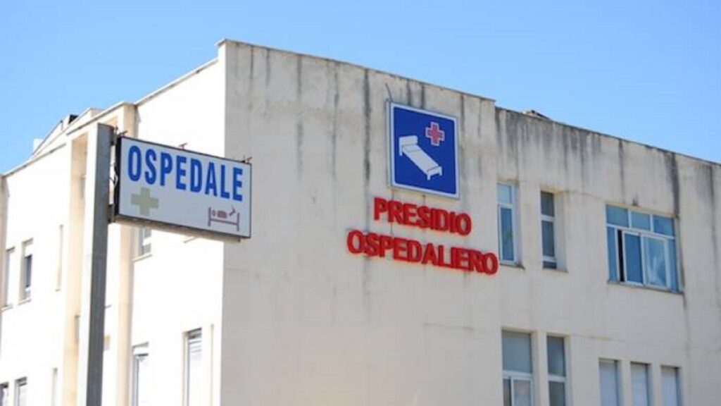 Ospedale Sapri, infermiere e paziente positivi al Covid - Voce di Strada