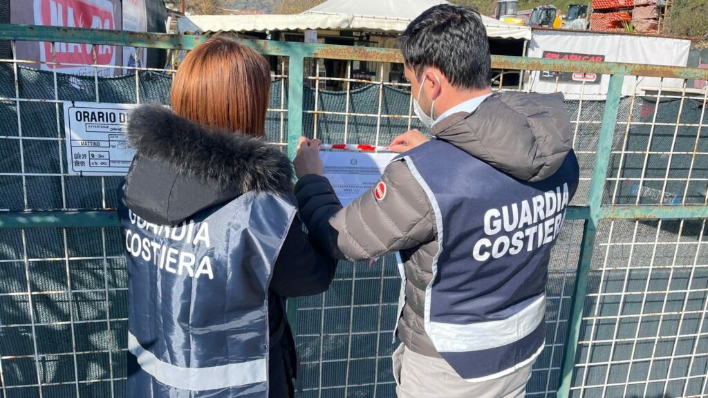 Golfo di Policastro: capitaneria sequestra autolavaggio